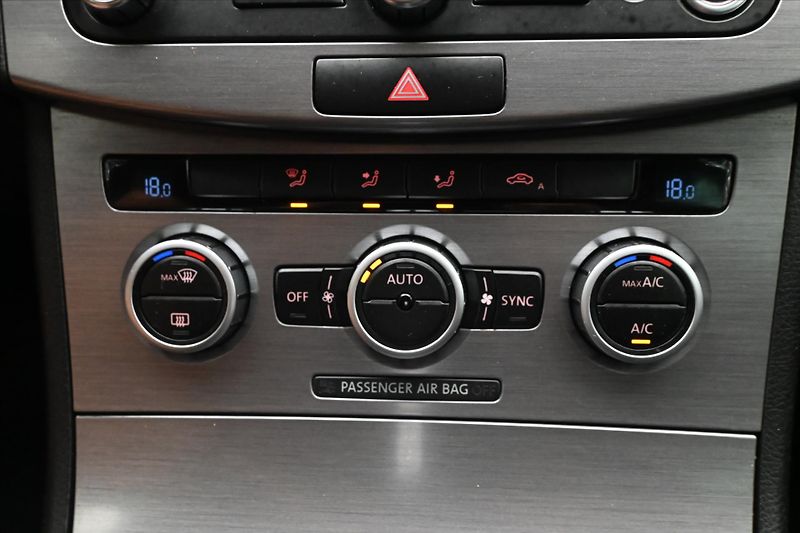 Volkswagen Passat 2,0 TDI 103kW DSG Nová STK - fotka 20 z 29