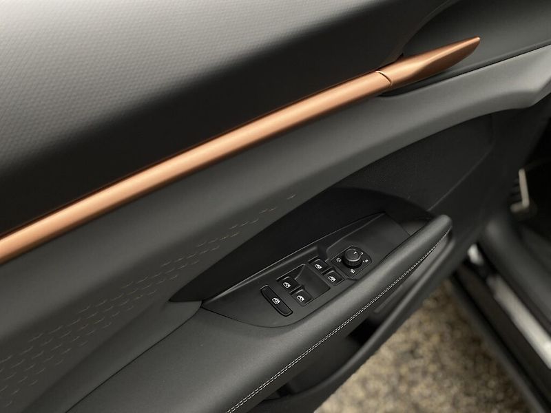 Cupra Terramar DSG 4WD 2,0 TSi 150 kW - fotka 11 z 30