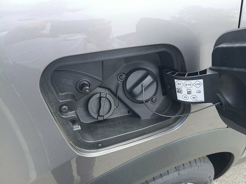 Renault Captur (2026) techno Eco-G 120 - fotka 19 z 24