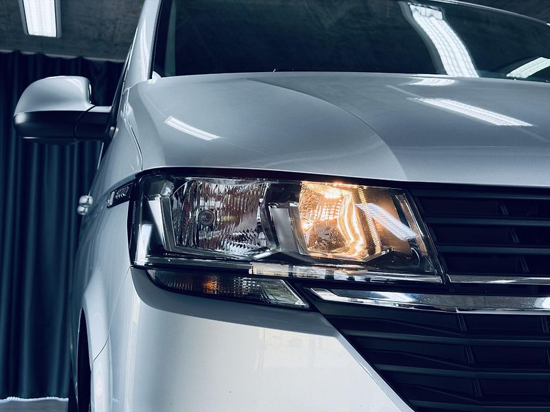 Volkswagen Transporter (2023) 6.1*BULLI*LONG*DSG*TDI - fotka 4 z 37