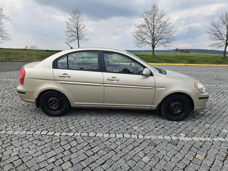 Hyundai Accent (2008) 1.5CRDI VELMI PĚKNÝ, SPLÁTKY  - fotka 5 z 24