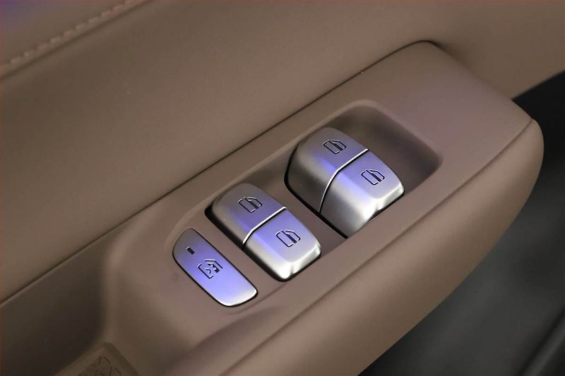 Chery Tiggo 8 (2026) 1.6 TGDI, UNIQUE, Ad. tempomat - fotka 19 z 20