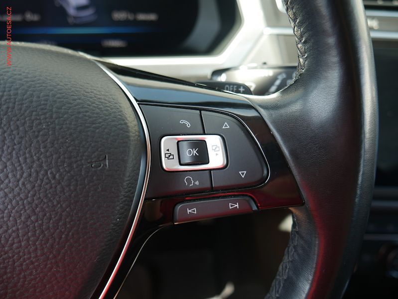 Volkswagen Tiguan (2018) 2.0 TDI 4x4, DSG, LED, navi - fotka 13 z 26