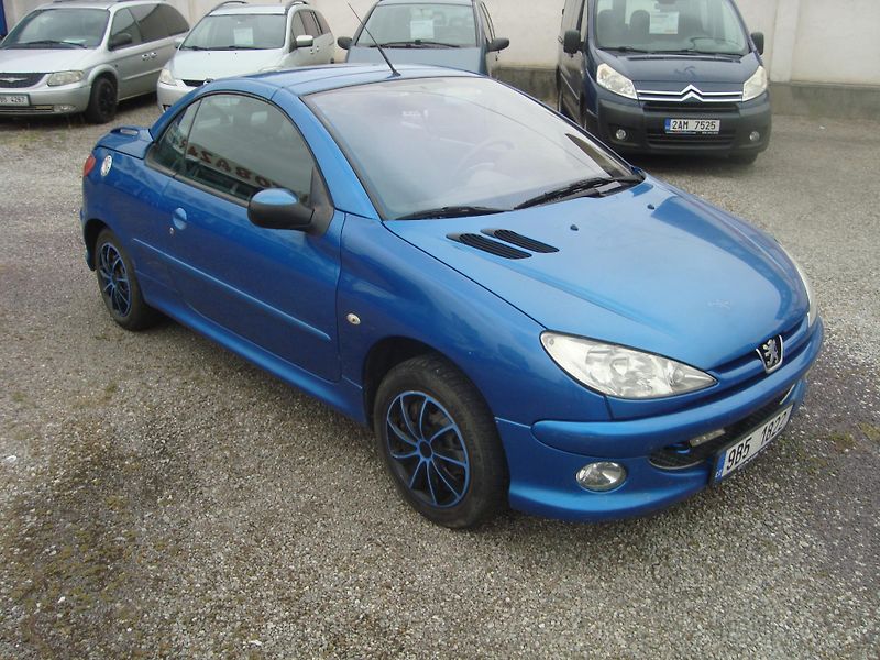 Peugeot 206 (2005) CC 1,6 - fotka 2 z 13