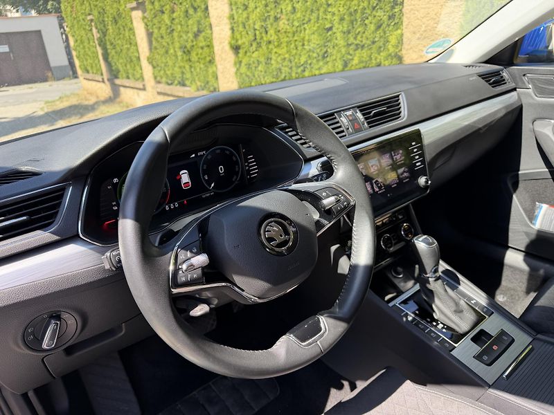 Škoda Superb (2023) 1,4 TSI-IV-DSG- Tažné-WEBASTO- - fotka 11 z 25