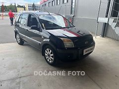 Ford Fusion (2007) 1.4i, ČR, AC, park.asist - fotografie inzerátu
