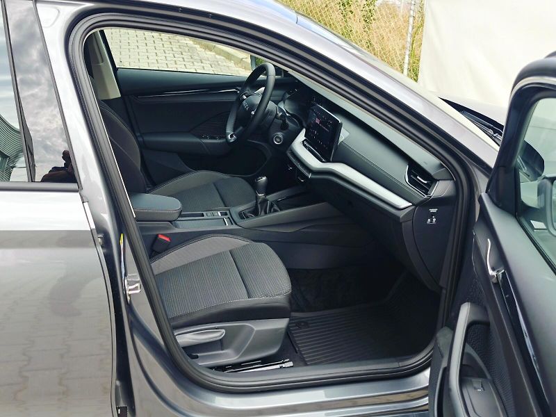 Škoda Octavia (2025) 1,5 TSI 110 kW Selection - fotka 19 z 40