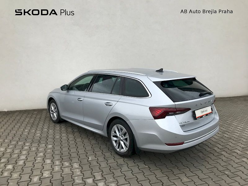 Škoda Octavia (2022) COM STY PLUS TS 4X4 140/2.0 A7 - fotka 7 z 26