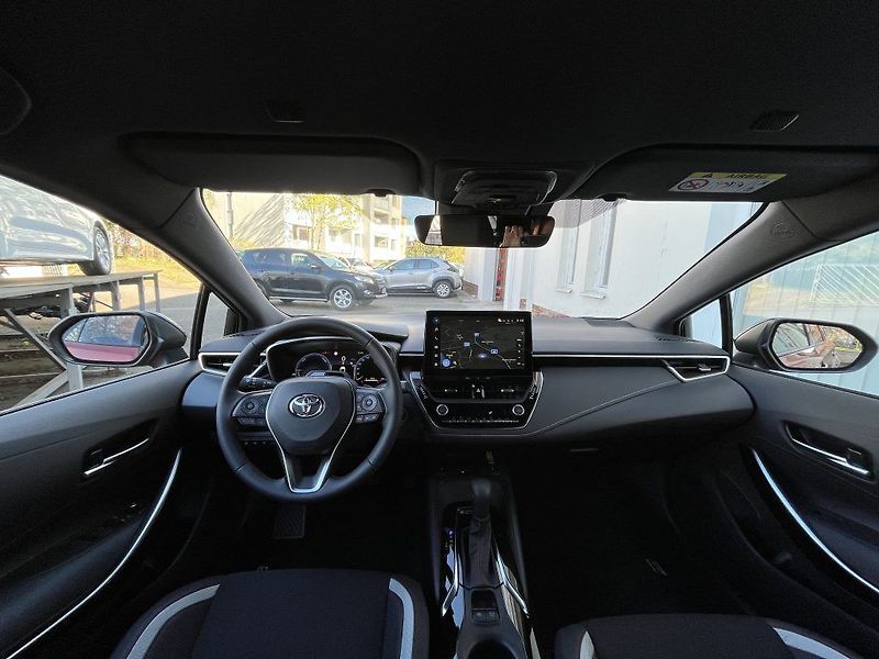 Toyota Corolla 2.0L HEV GR SPORT - fotka 28 z 29