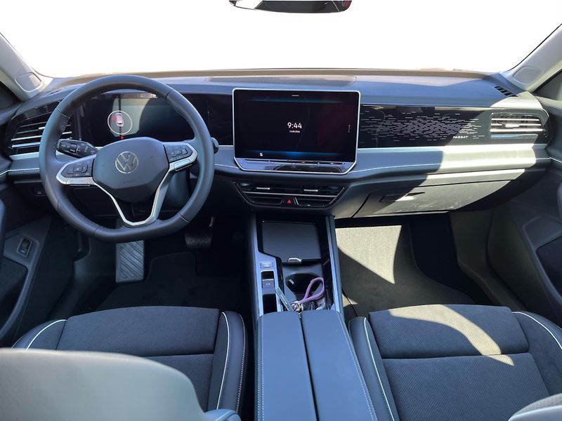 Volkswagen Passat Elegance 2,0 TDI 142 kW 4MOTIO - fotka 5 z 26