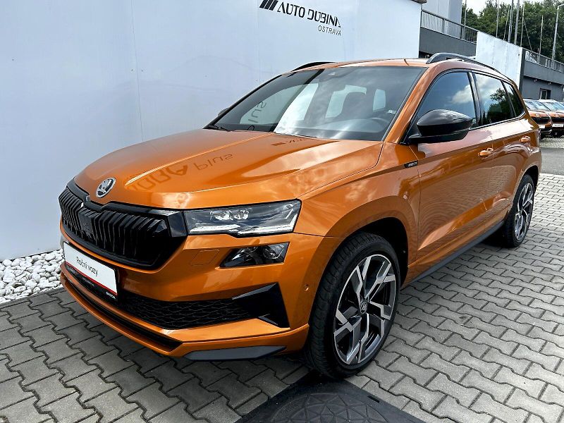 Škoda Karoq (2025) 2.0 TDI 110kW 4x4 DSG Sportlin - fotka 34 z 35