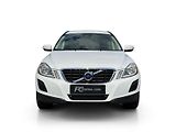 Volvo XC60 D4 AWD MOMENTUM - náhled 8