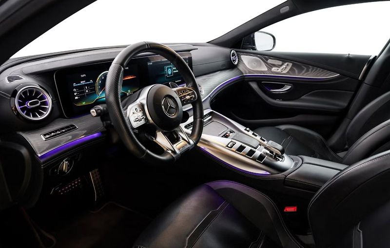 Mercedes-Benz AMG GT 43 4M  Větrání a pamět sedadel - fotka 7 z 21