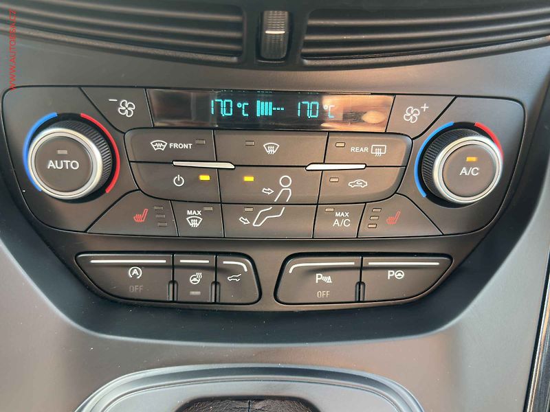 Ford Kuga (2017) 2.0 TDCi 4x4, AT, navi, bixen - fotka 16 z 18