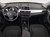 BMW X1 (2022) xDrive20i - náhled 8