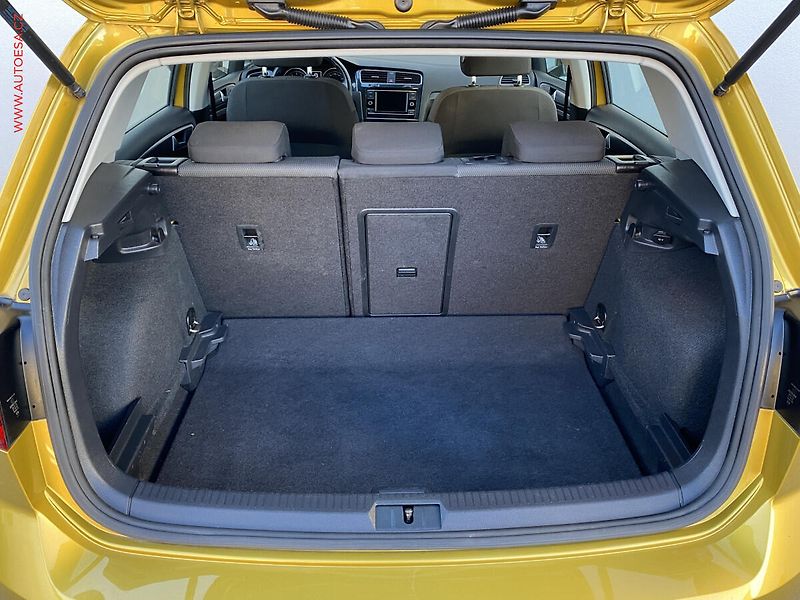 Volkswagen Golf (2018) 1.5TSi, 2.maj,ČR - fotka 7 z 17