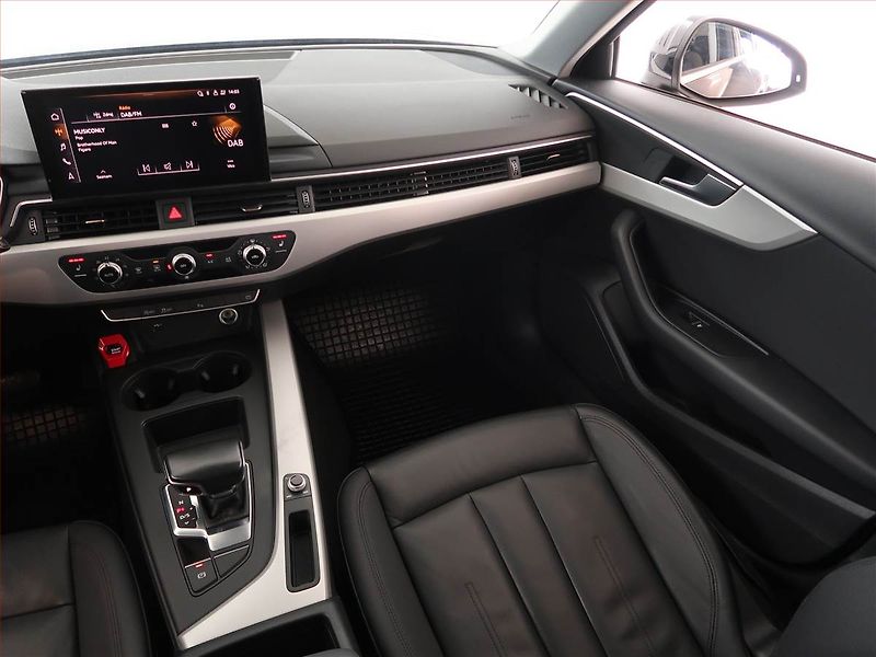 Audi A4 (2020) 30 TDI, Automat, Kůže, Navi - fotka 8 z 21