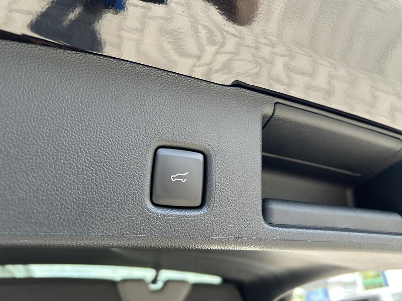 Ford Kuga ST-Line X 2.5 PHEV 178 kW - fotka 10 z 38