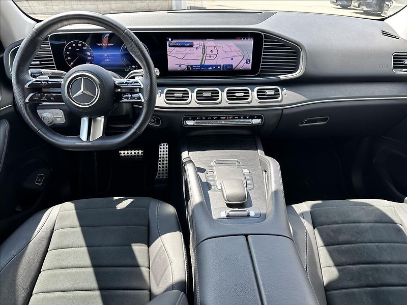 Mercedes-Benz GLE 350de 4MATIC AMG linie - fotka 9 z 14