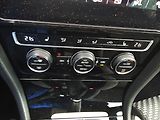 Volkswagen Golf VII 1,4TSi R-Line NAVI ALU - náhled 21