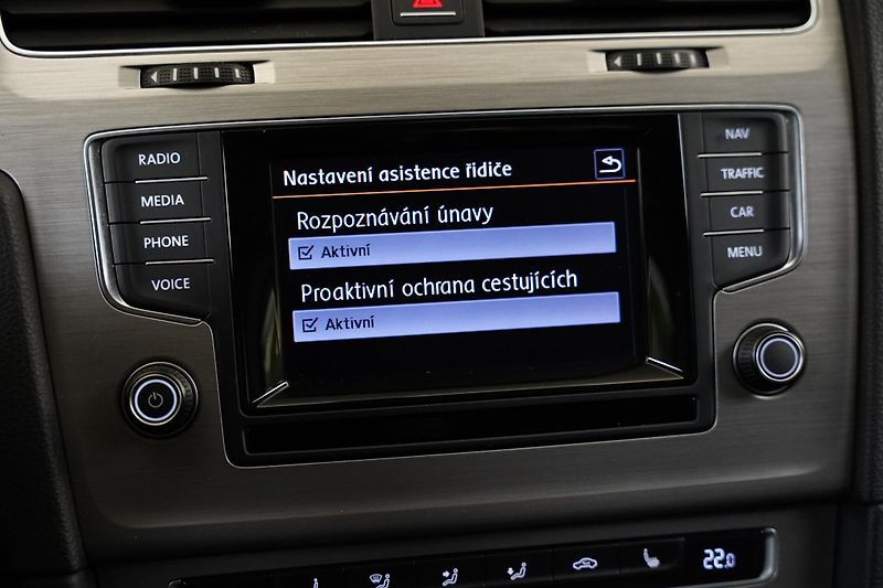 Volkswagen Golf - fotka 20 z 25