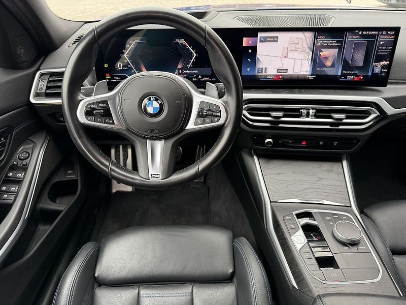 BMW Řada 3 (2023) M340i 275kW XDRIVE HUD PANORAM - fotka 25 z 53