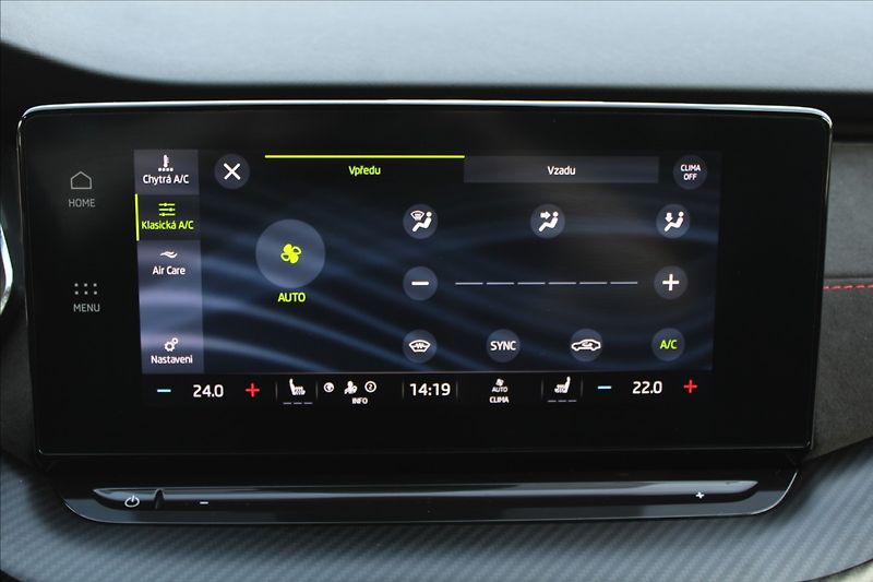 Škoda Octavia 2,0 TDI  RS,AUTOMAT,4x4,120LET - fotka 21 z 46