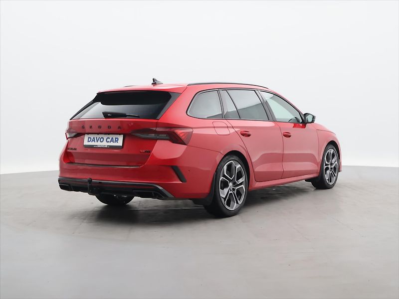 Škoda Octavia 2,0 TSI 180kW DSG CZ RS LED - fotka 7 z 31