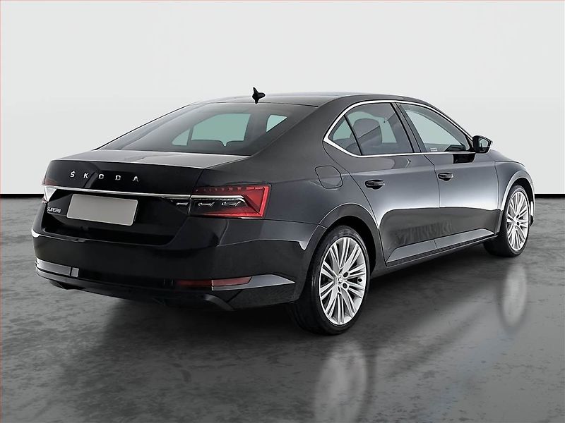 Škoda Superb (2022) Style 2.0 TSI - fotka 5 z 19