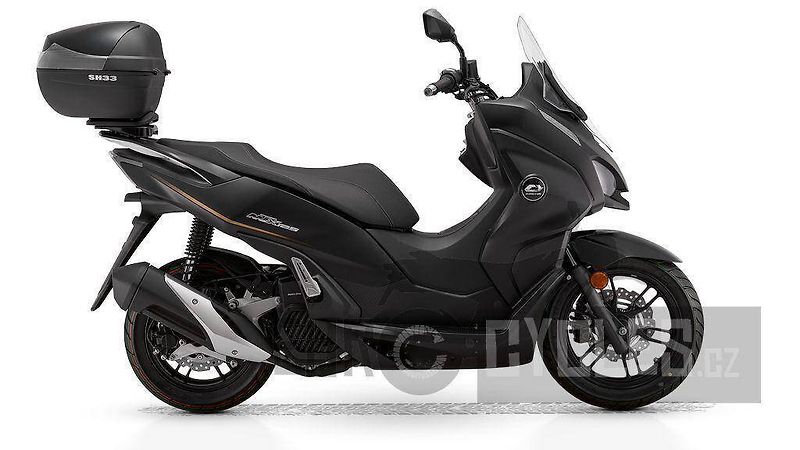 QJ Motor (2026) MTX 125 Hybrid + top box - fotka 6 z 20