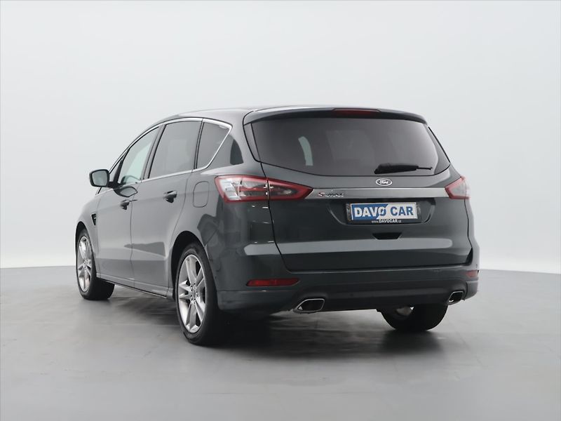 Ford S-MAX 2,0 TDCI 140kW Aut. Titanium - fotka 5 z 32
