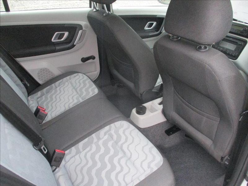 Škoda Fabia 1,2 i, digiklima, serviska, - fotka 11 z 39