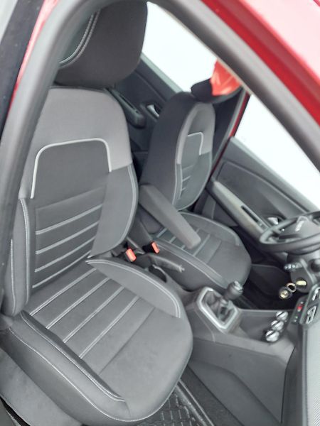 Dacia Sandero (2023) III. TCe 90 - fotka 24 z 32