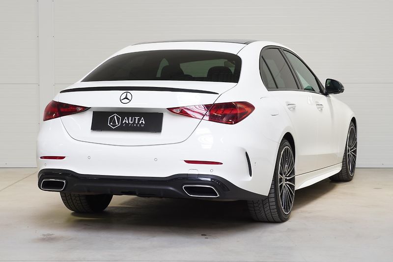 Mercedes-Benz Třídy C C300 4M,HUD,DPH,AMG,PANO,ZÁRUK - fotka 6 z 37