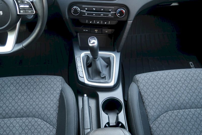 Kia Ceed (2022) Sportswagon 1.0 T-GDI / 88 kW - fotka 11 z 30