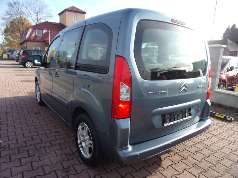 Citroën Berlingo (2009) 1,6i KLIMA VÝHŘEV  - fotka 7 z 31