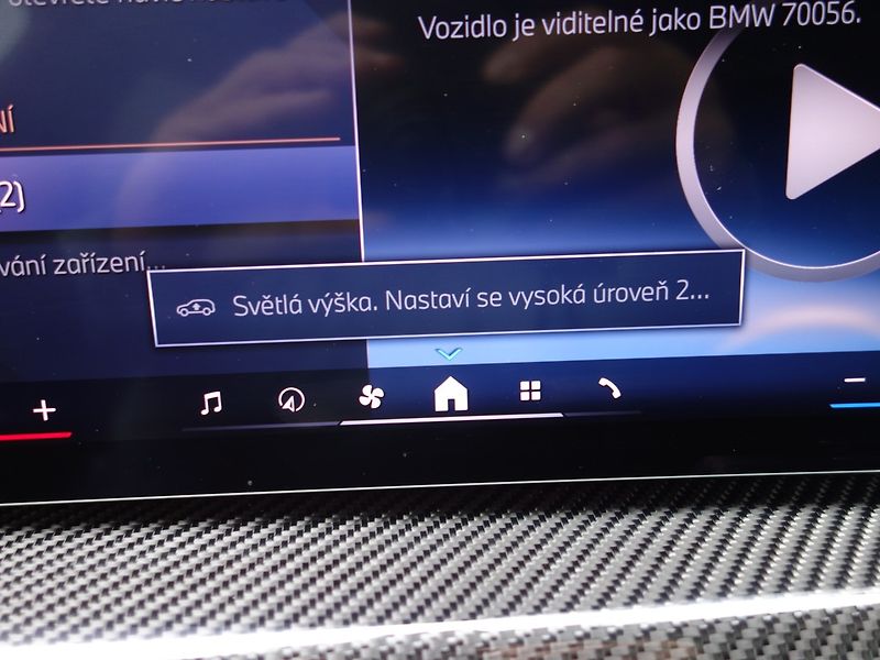 BMW X5 (2024) 4.0d*M-PAKET*VZDUCH*TOP*1M*CZ! - fotka 36 z 50