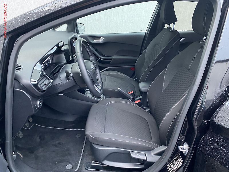 Ford Fiesta (2023) 1.1 Ti-VTC, Titanium, LED - fotka 9 z 16