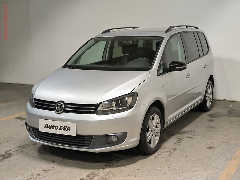 Volkswagen Touran (2012) 1.4 TSi, Match, bixen, navi - fotka 3 z 17