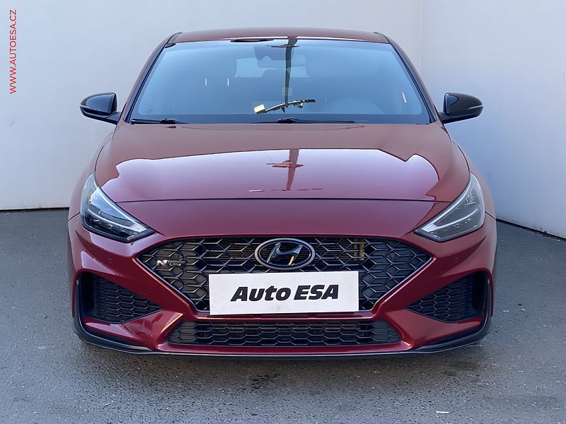 Hyundai i30 (2021) 1.5 T-GDi, 2.maj,ČR, N-Line - fotka 2 z 19