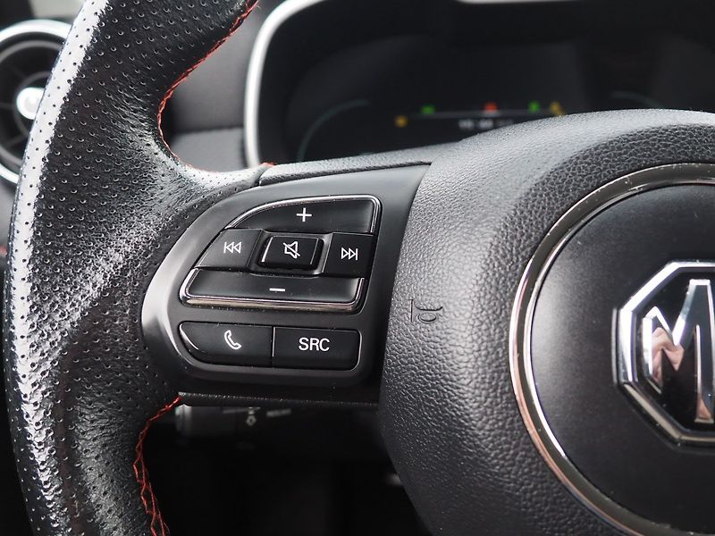 MG ZS (2023) ICE 1.0T-GDI, Luxury, AT - fotka 22 z 38