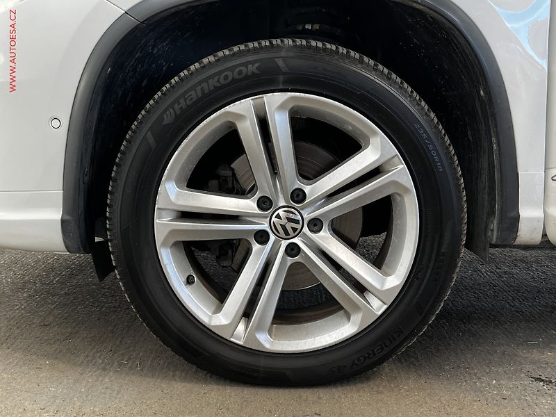 Volkswagen Tiguan (2013) 2.0TDi 4x4, R-Line, DSG - fotka 21 z 21