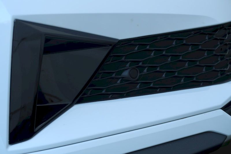 Škoda Karoq (2025) SportLine 2,0 TDi /110 kW - fotka 26 z 32