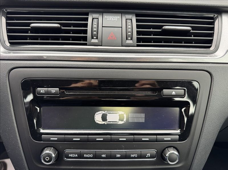 Škoda Rapid 1,6 TDI DSG SPACEBACK tažné - fotka 43 z 50