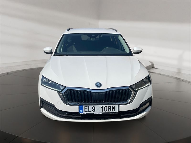 Škoda Octavia 1,4 TSI 150 Ambition AT - fotka 2 z 11