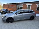 Peugeot 308.