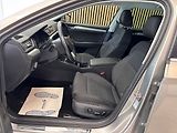 Škoda Superb 2.0 TDI STYLE - náhled 10