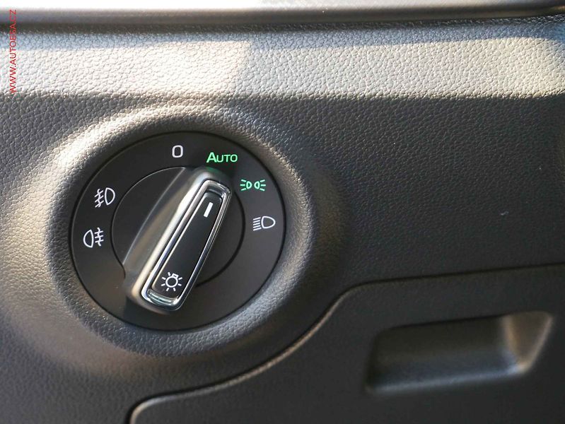 Škoda Scala (2023) 1.0 TSI, 1.maj,ČR, servis - fotka 15 z 16