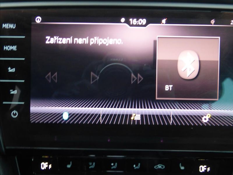 Škoda Octavia 2,0 TDI DSG,LED,Navigace  Ambi - fotka 34 z 55