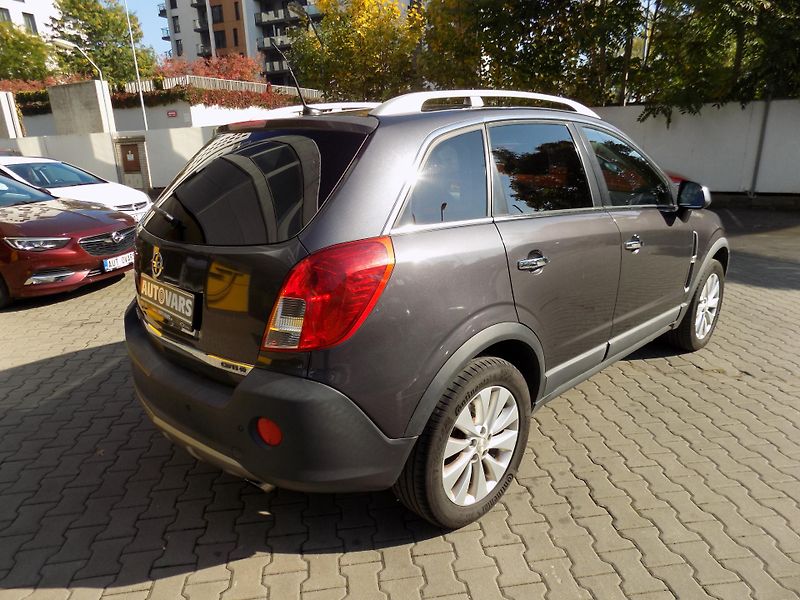Opel Antara (2015) 2.2 CDI - fotka 7 z 13